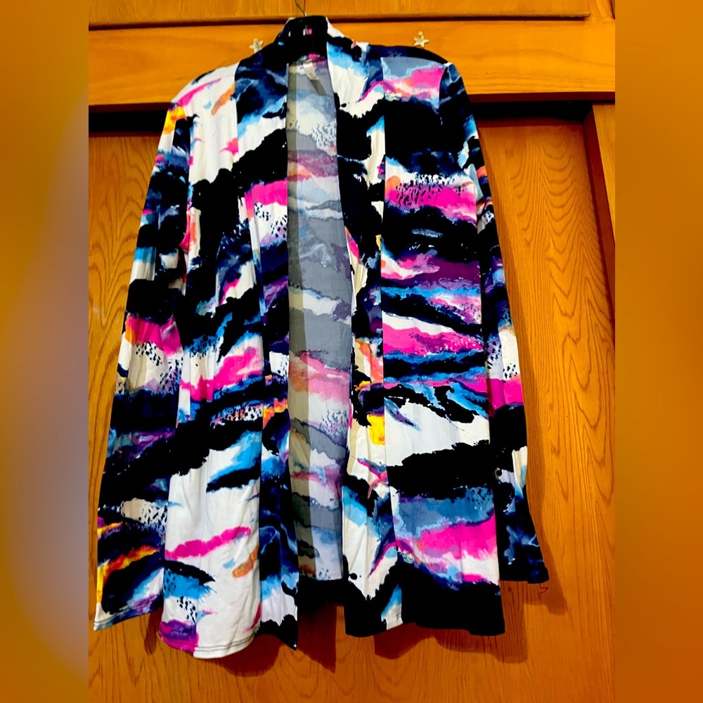 🎉SALE🎉 10 or 3 for $20🎉 🩵Supercute Multi colored Cardigan 🩵